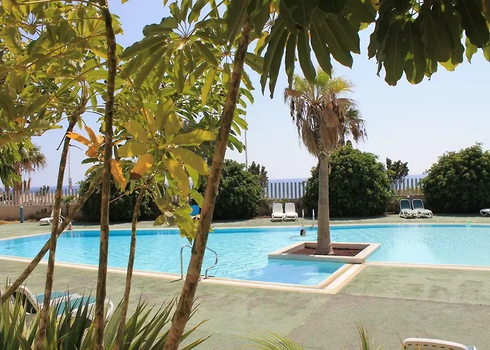 Alquilaencanarias-Medano Los Martines Beachfront A